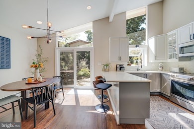 4836 7th St S, Arlington, VA 22204 - photo 7