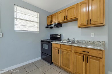 5549 Alpha Ave, Jacksonville, FL 32205 - photo 4
