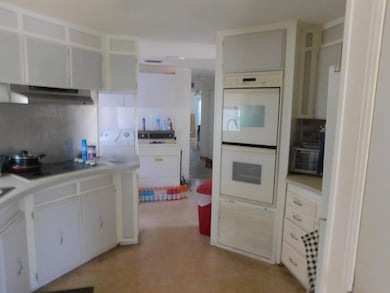 27 SE Gorda Way, Port St. Lucie, FL 34952 - photo 4