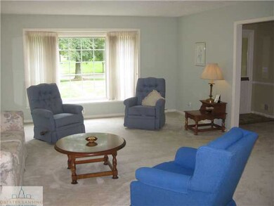 1428 Cambridge Rd, Lansing, MI 48911 - photo 2