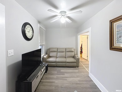 2320 18th Street A, Moline, IL 61265 - photo 5