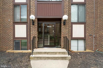 9810 Kingsbridge Dr unit 1, Fairfax, VA 22031 - photo 3