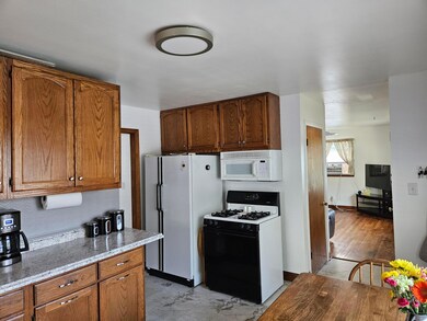 2331 Fenton St, Columbus, OH 43224 - photo 4