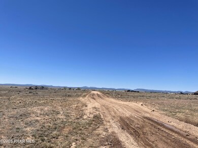 3805 W Chianti Ln, Paulden, AZ 86334 - photo 6