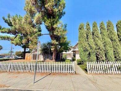 3814 Seven Trees Blvd, San Jose, CA 95111 - photo 2