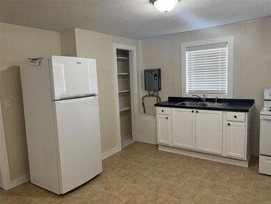 1060 Spring St, Prattville, AL 36067 - photo 3