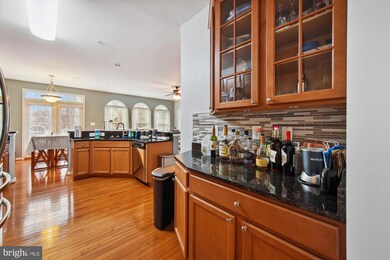 944 Hall Station Dr, Bowie, MD 20721 - photo 4