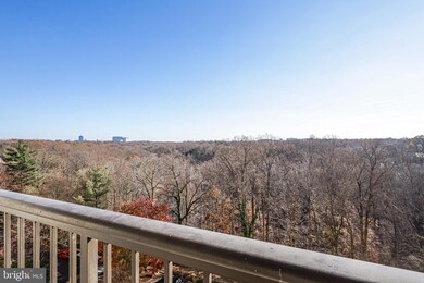 Lakeside Plaza Condominium unit 1119, Baileys Crossroads, VA 22041 - photo 5