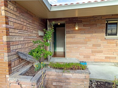 1209 Loraine St, Enumclaw, WA 98022 - photo 6