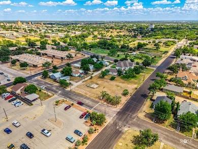 120 N Park St unit 11 & 12, San Angelo, TX 76901 - photo 2