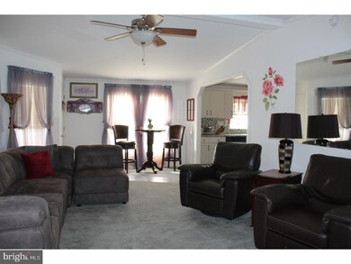 314 Winterset Rd, Garnet Valley, PA 19060 - photo 4