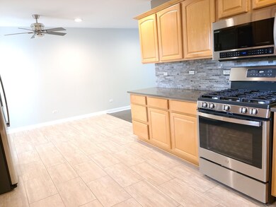 36 Tupelo Ave unit 1, Naperville, IL 60540 - photo 3