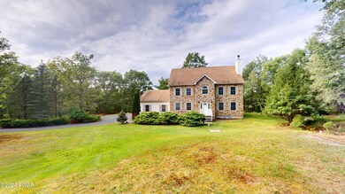 115 Mountain View Rd, Greeley, PA 18425 - photo 3