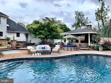 515 Pin Oak Dr, Langhorne, PA 19047 - photo 3