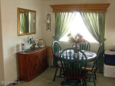Dining2