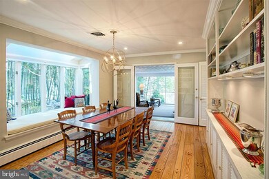 6512 Lakeview Dr, Falls Church, VA 22041 - photo 6