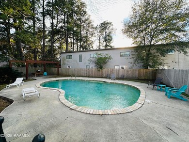 310 Ella St unit 401, Lafayette, LA 70506 - photo 2