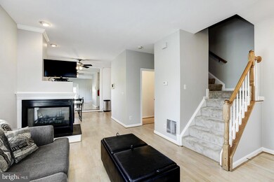 4982 Marshlake Ln, Dumfries, VA 22025 - photo 6