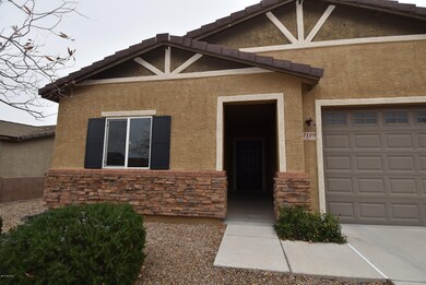 Stone accents at front
