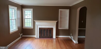 3202 Rolling Rd, Chevy Chase, MD 20815 - photo 4