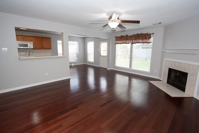 1123 Andover Dr, Pearland, TX 77584 - photo 3