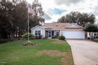 7229 SE 173rd Arlington Loop, The Villages, FL 32162 - photo 2