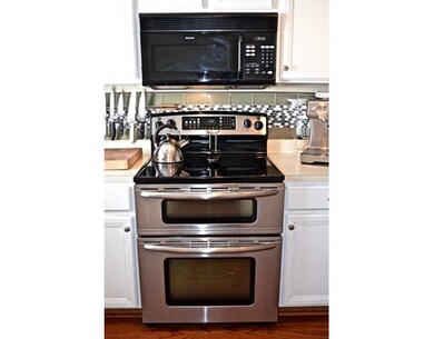 157 Berrington Rd unit 157, Leominster, MA 01453 - photo 4