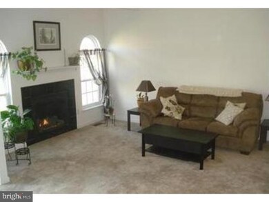 5524 Stonecroft Ln unit 112, Allentown, PA 18106 - photo 6