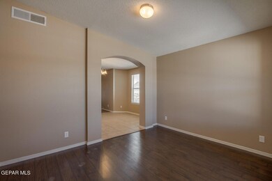 792 Desert Spring Dr, Horizon City, TX 79928 - photo 5