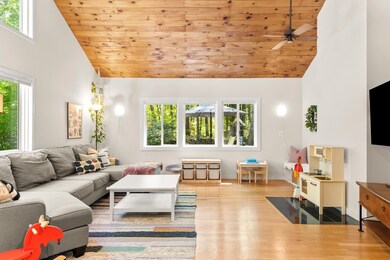 30 Shelburne Rd, Nashua, NH 03063 - photo 2