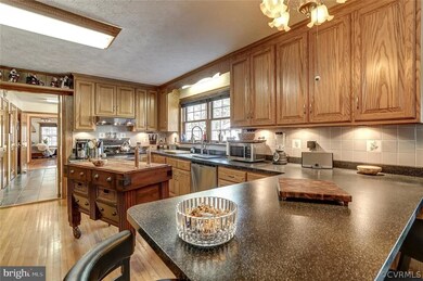 350 Club Rd, Louisa, VA 23093 - photo 7