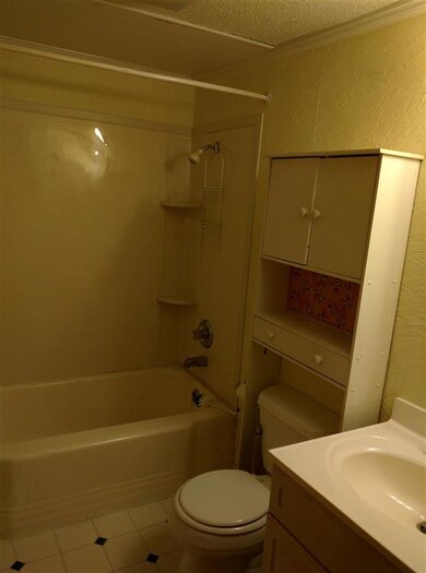 3321 W 27th St, Muncie, IN 47302 - photo 5