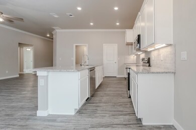 1341 Canal St, Odessa, TX 79765 - photo 4