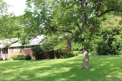 2609 Emmett Dr, Tifton, GA 31794 - photo 3