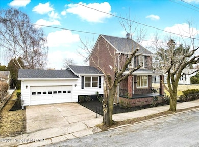 1075 N James