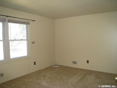 Bedroom. Good size bedrroom with walk-in closet