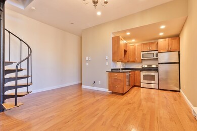 287 Hanover St unit 9, Boston, MA 02113 - photo 3