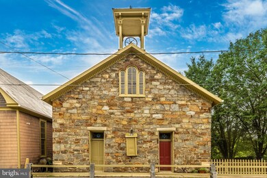 213 Knoxville Rd, Knoxville, MD 21758 - photo 2