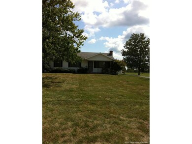 7869 Scottsville Rd, Floyds Knobs, IN 47119 - photo 3