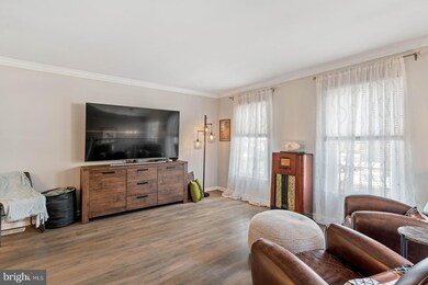 2939 Waterford Ct, Vienna, VA 22181 - photo 6