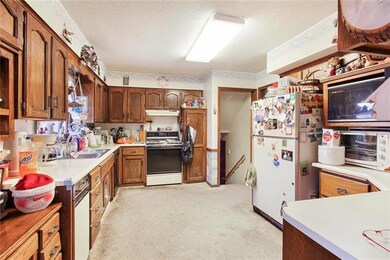 6213 Mullen Rd, Shawnee, KS 66216 - photo 3