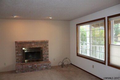 6834 Rock Ledge Ct NE, Keizer, OR 97303 - photo 4