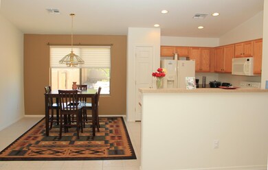 Dining & Kitchen Area