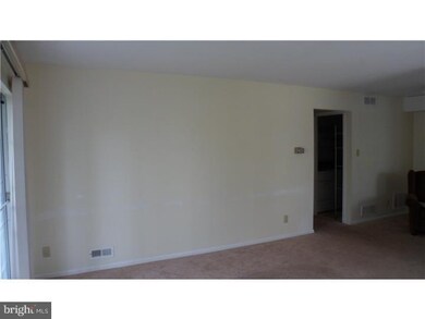 4207A Fenwick Ln unit 4207, Mount Laurel, NJ 08054 - photo 7