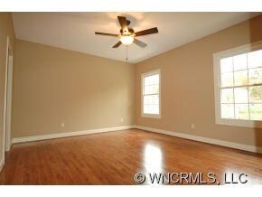 Master Bedroom/Walk-In Closet