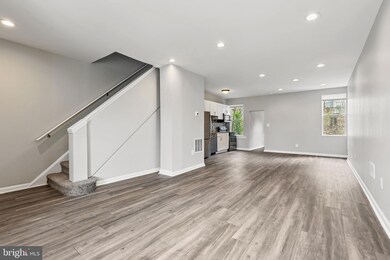 1067 Ellicott Driveway, Baltimore, MD 21216 - photo 6