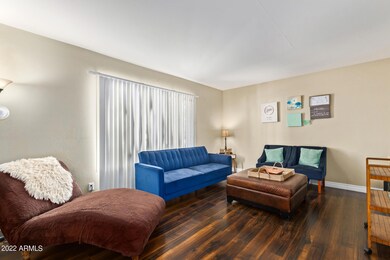 253 E Chilton Dr, Tempe, AZ 85283 - photo 4