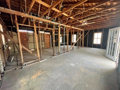 216 W Schubert St, Fredericksburg, TX 78624 - photo 5