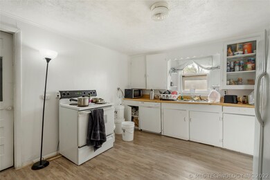 120 W 9th St S, Claremore, OK 74017 - photo 7
