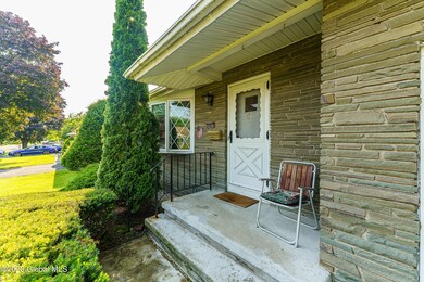 26 Tryon Ct, Albany, NY 12203 - photo 4